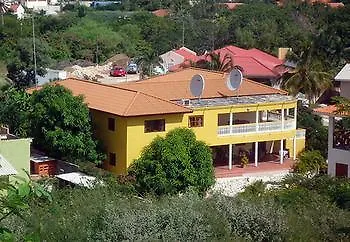 Mirador Apartments Willemstad
